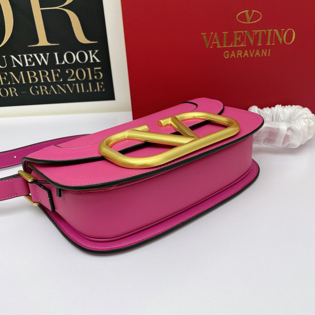 5A45BDE Stylish leather bag