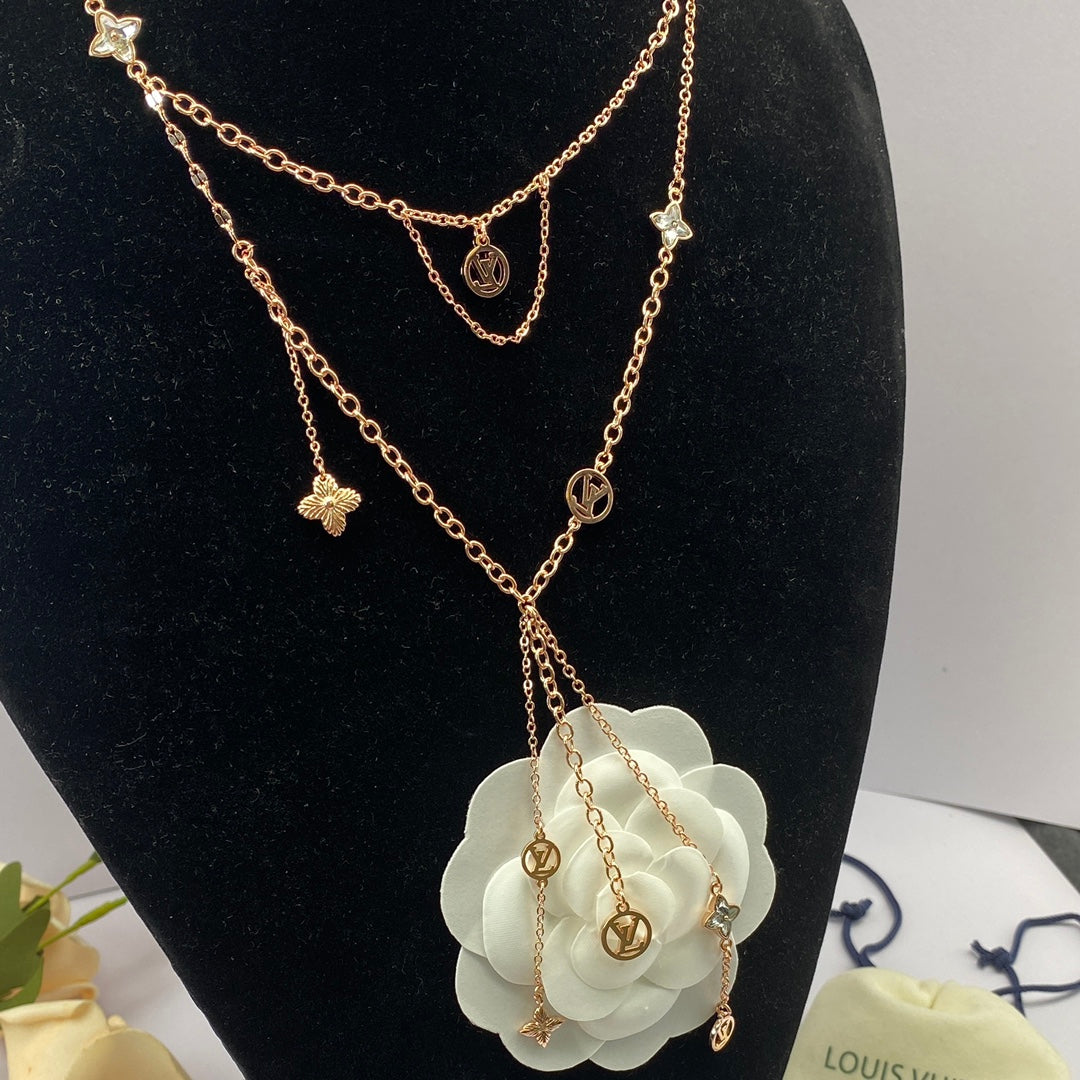 1NE186XDE Stylish Necklaces