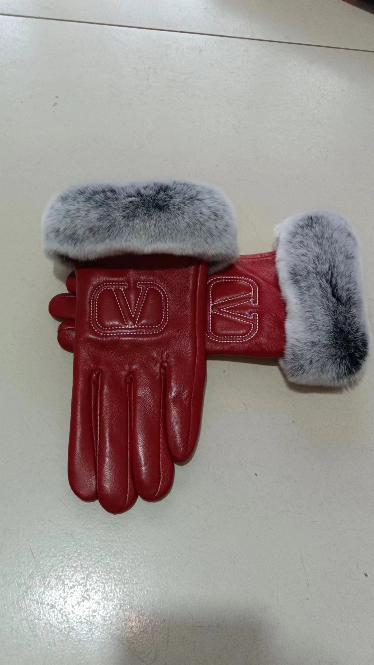 24VL111SDE Stylish gloves