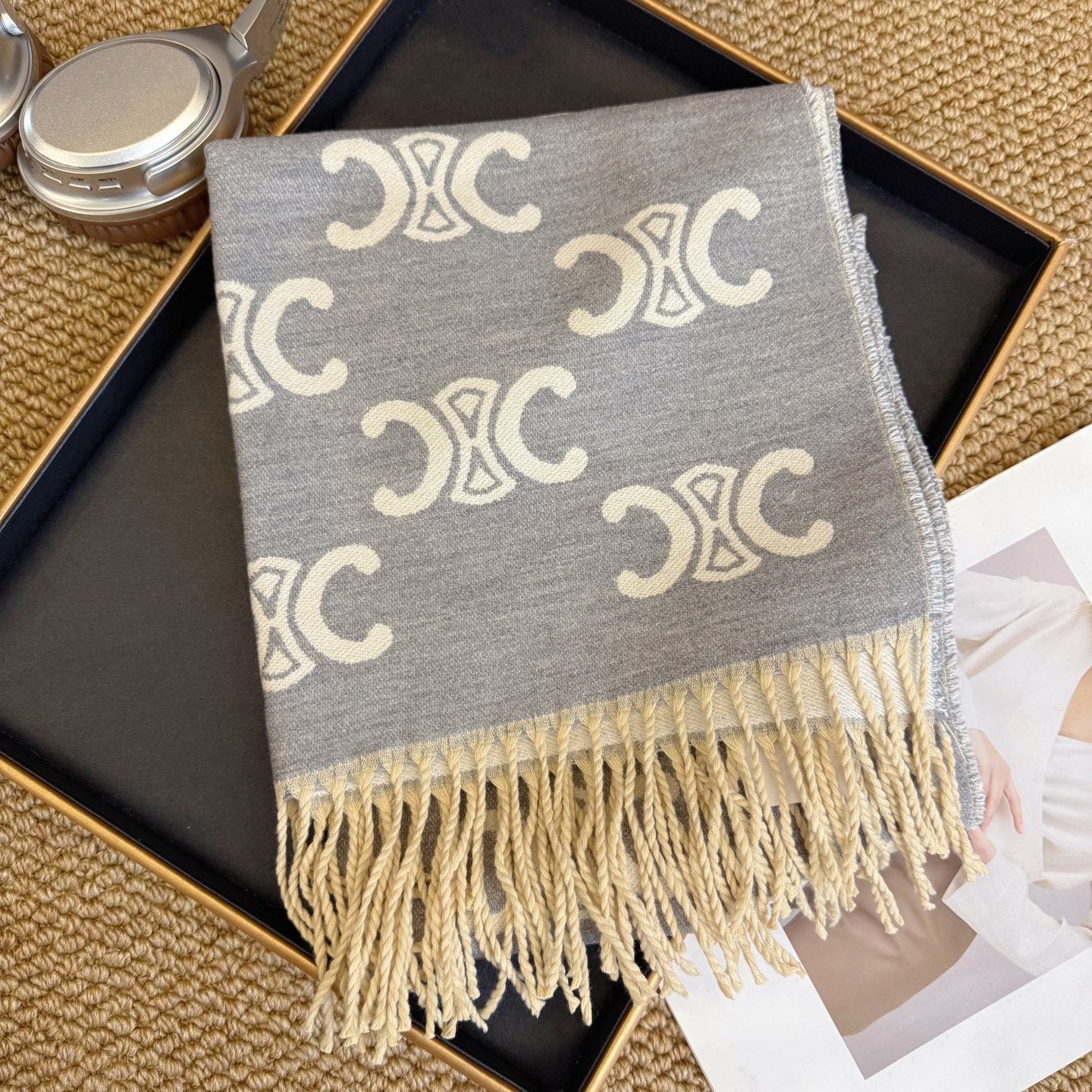 175RA15WDE Stylish Winter Scarves