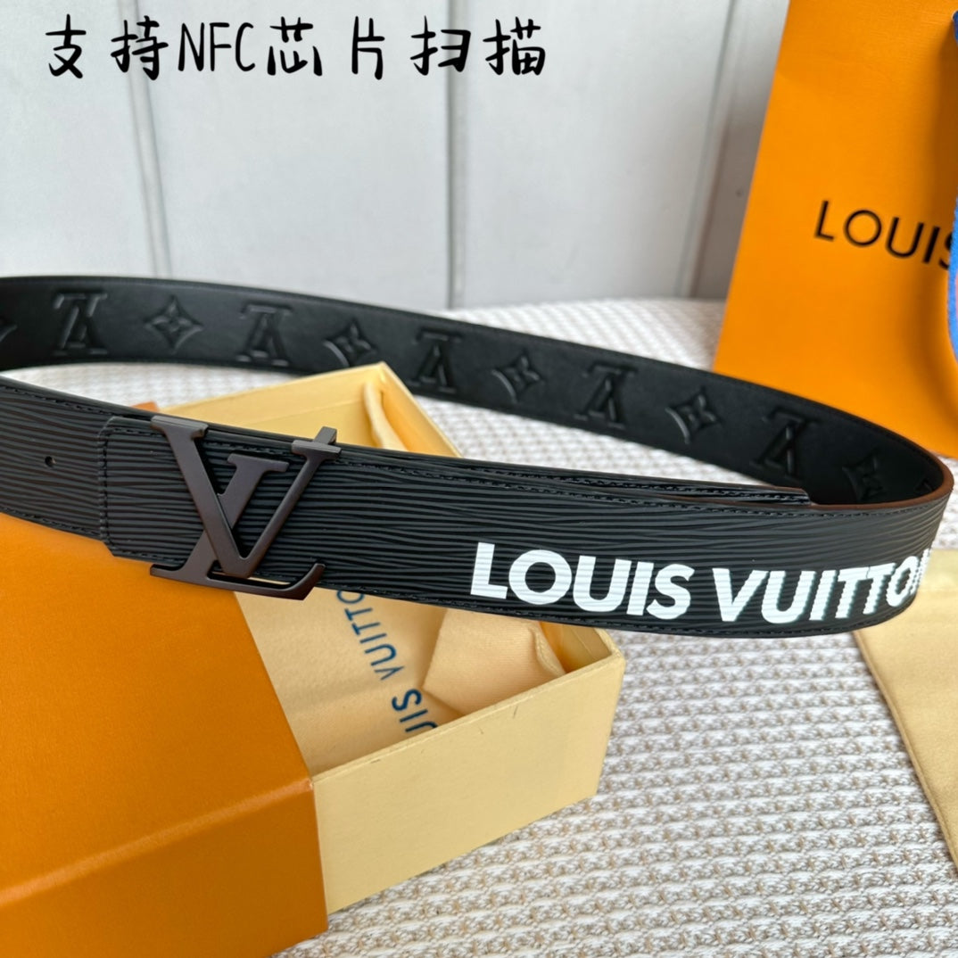 14E57PDE Stylish High quality belt With full package
