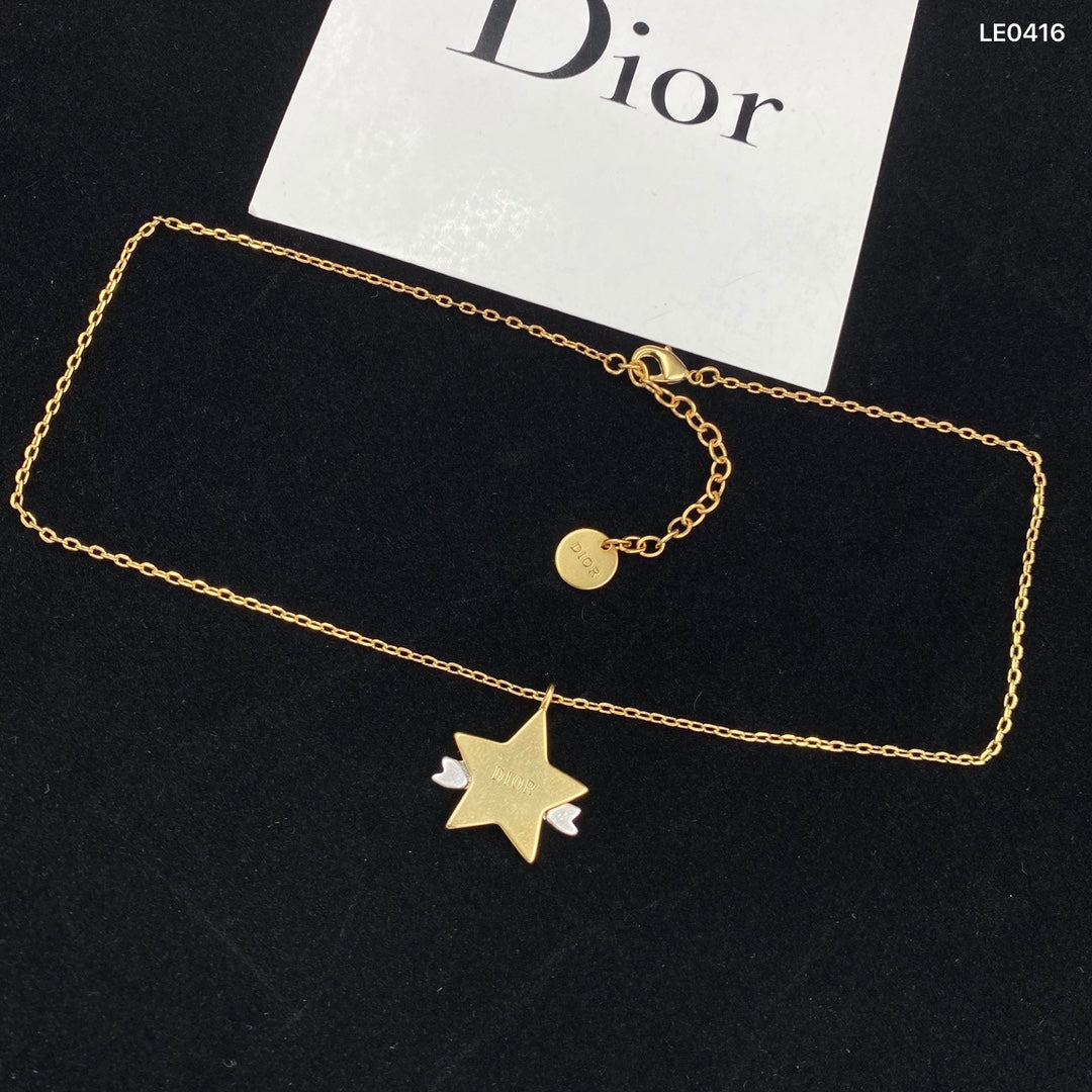 1YD228XDE Stylish Necklaces