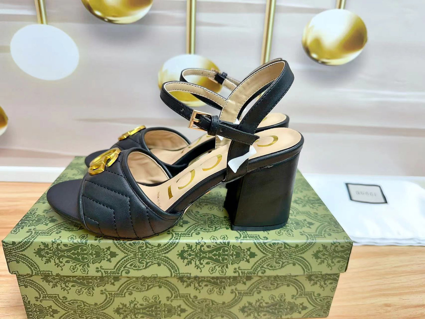 14B182ZDE Stylish High heels Heel height 7cm