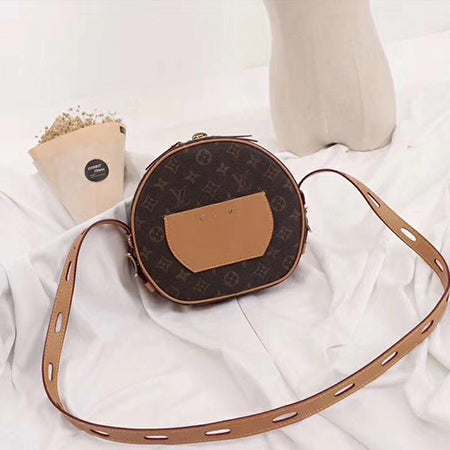 3E28BDE Stylish leather bag