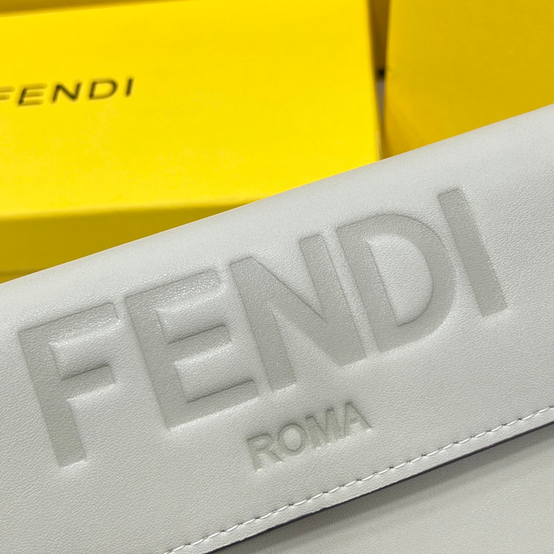 XD14BDE Stylish leather wallets