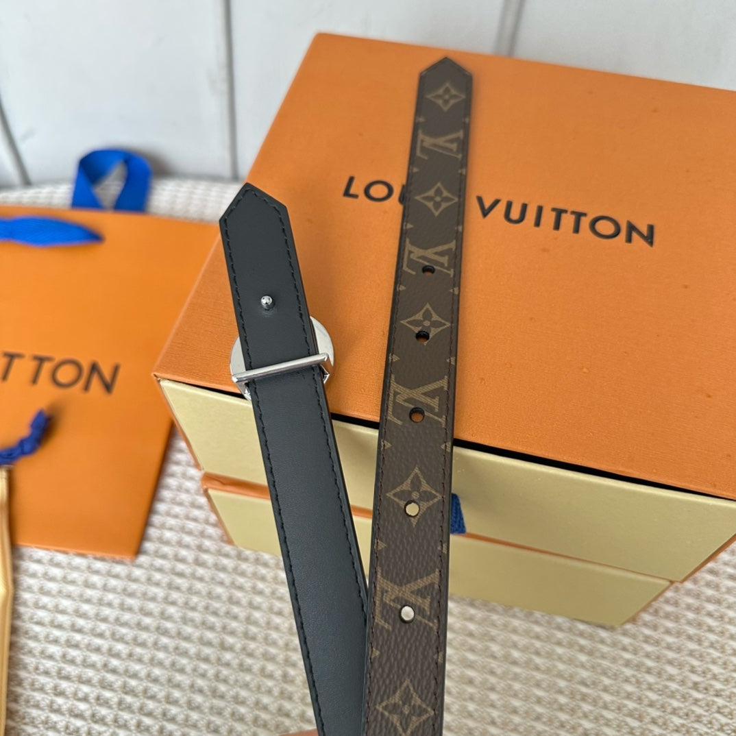 14E144PDE Stylish High quality belt With full package