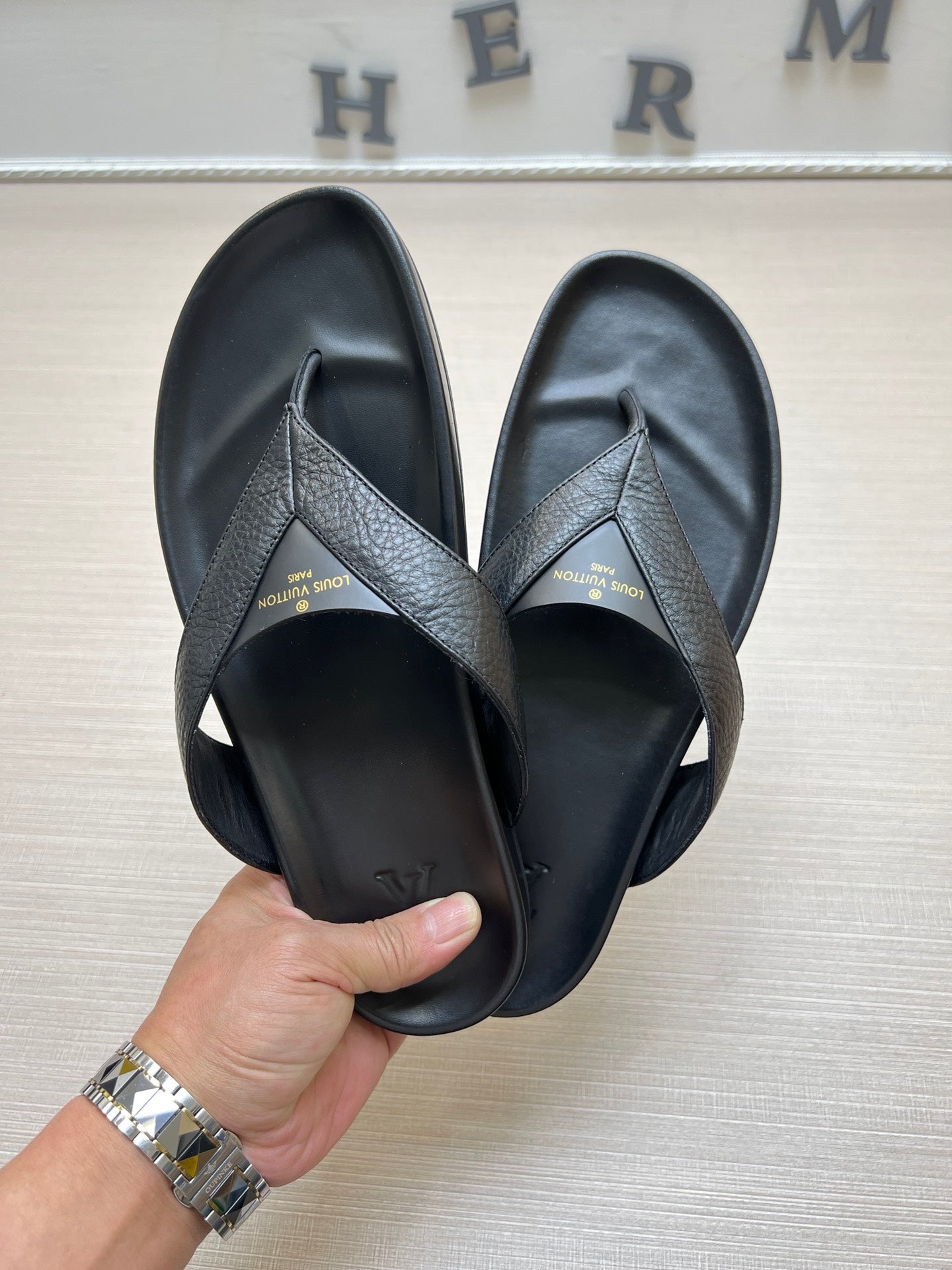 54E85ZDE Stylish slippers