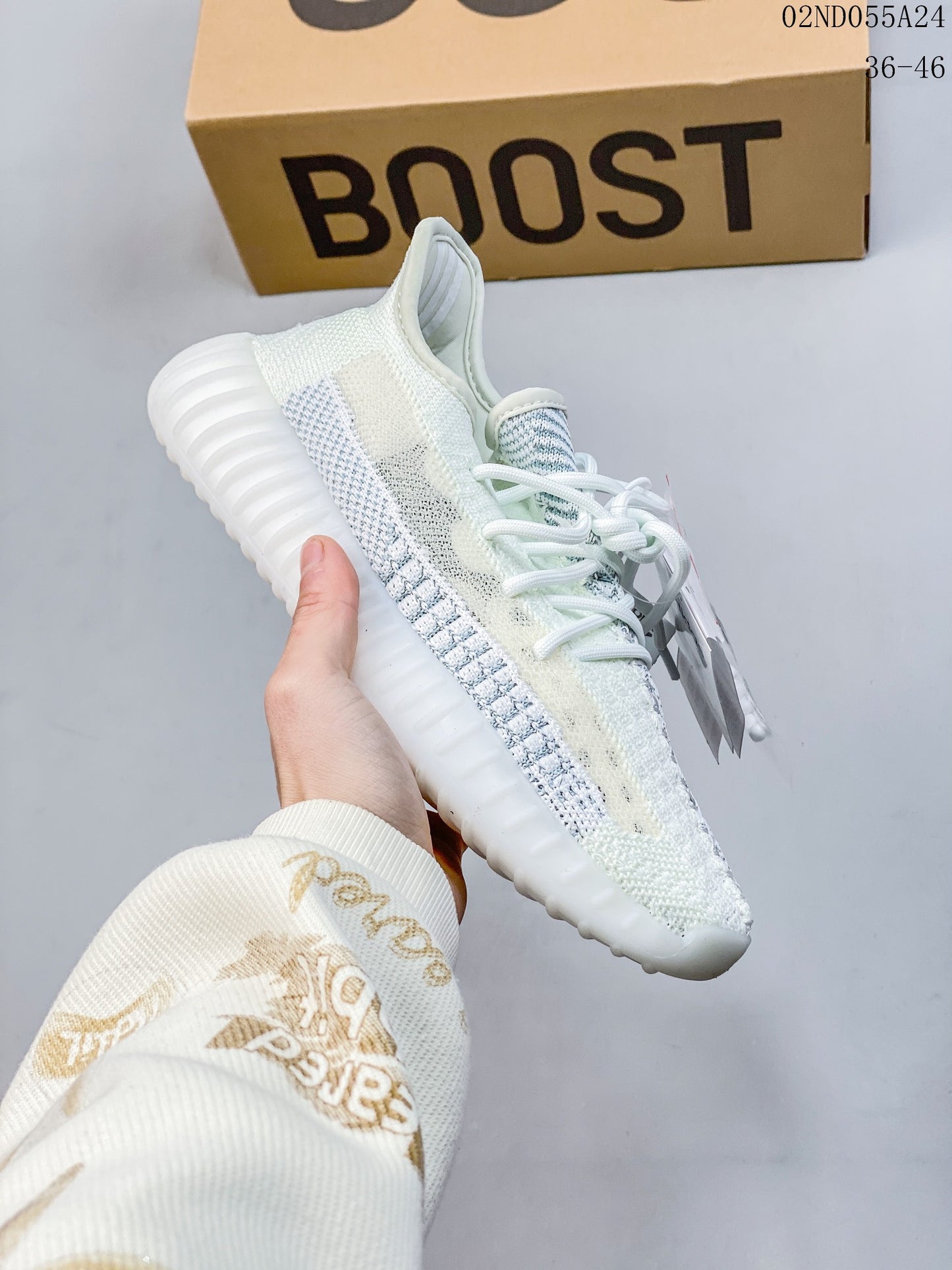 4YA94ZDE Stylish Sneakers (No Box, August-October Big Sale)