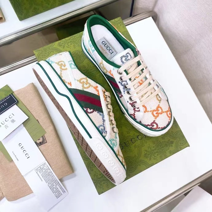 2YB49ZDE Stylish shoes