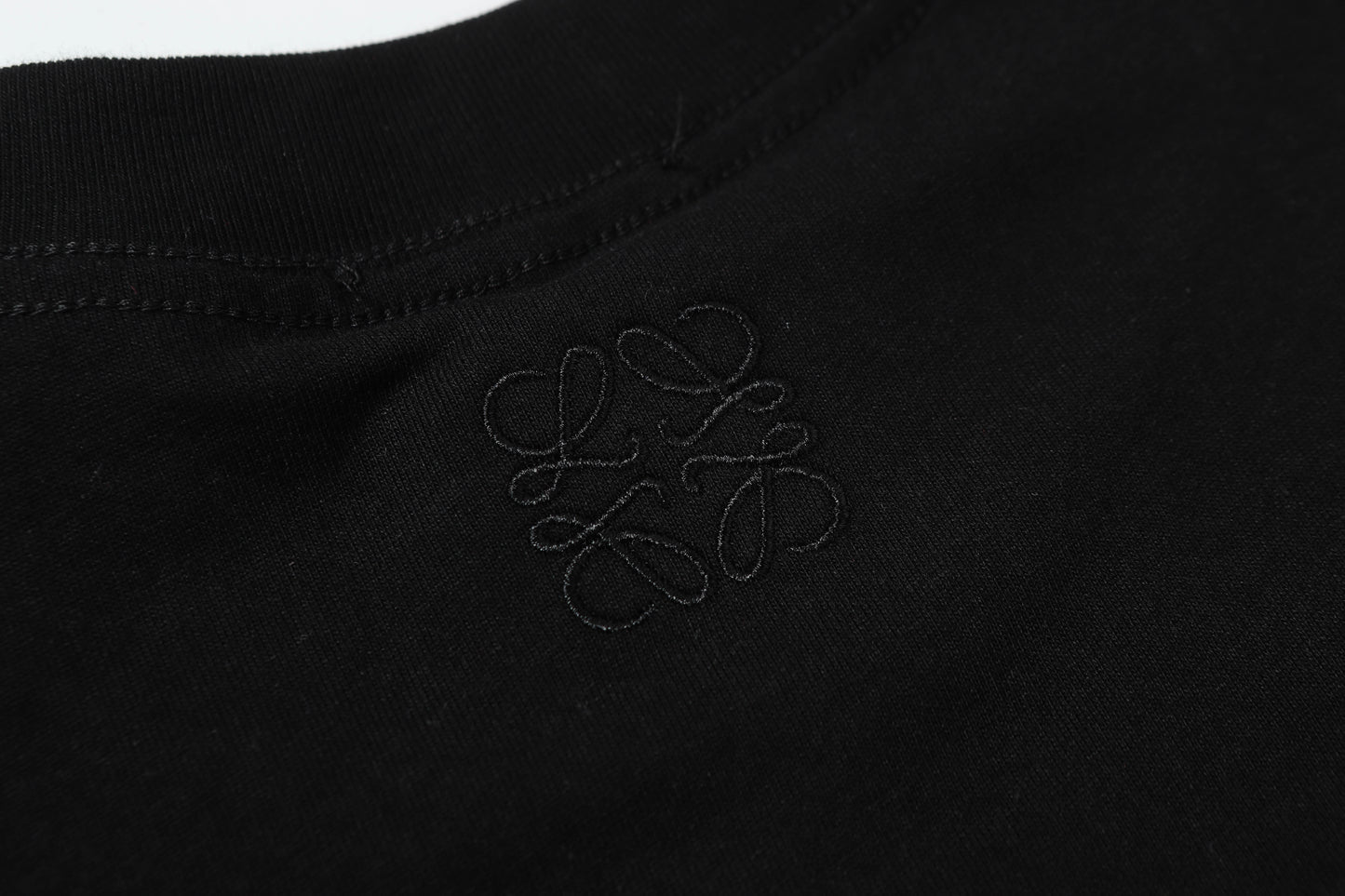 145RA160UDE Stylish T-shirt