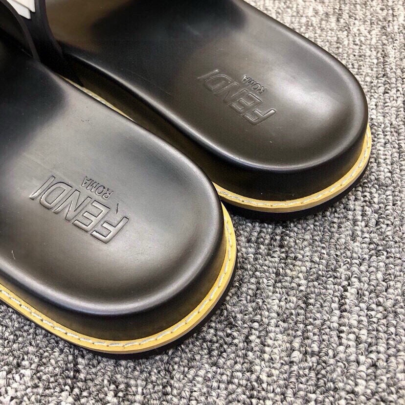 535ZF288ZDE Stylish Slippers