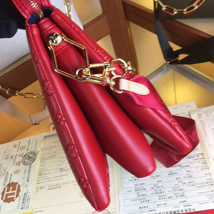 2E42BDE Stylish leather bag