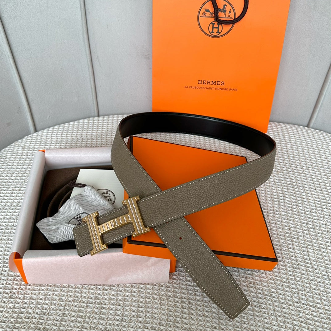 14H50PDE Stylish High quality belt With full package