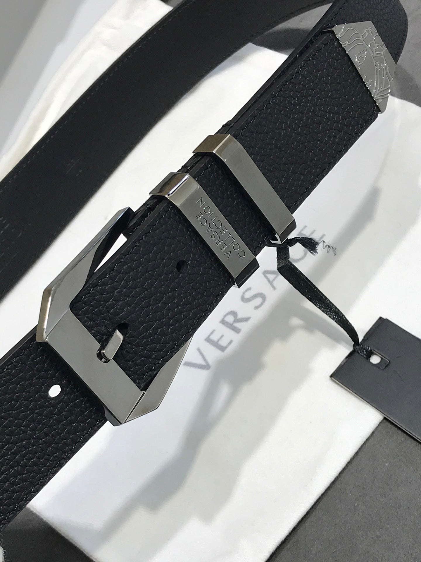 14V84PDE Stylish High quality belt With full package
