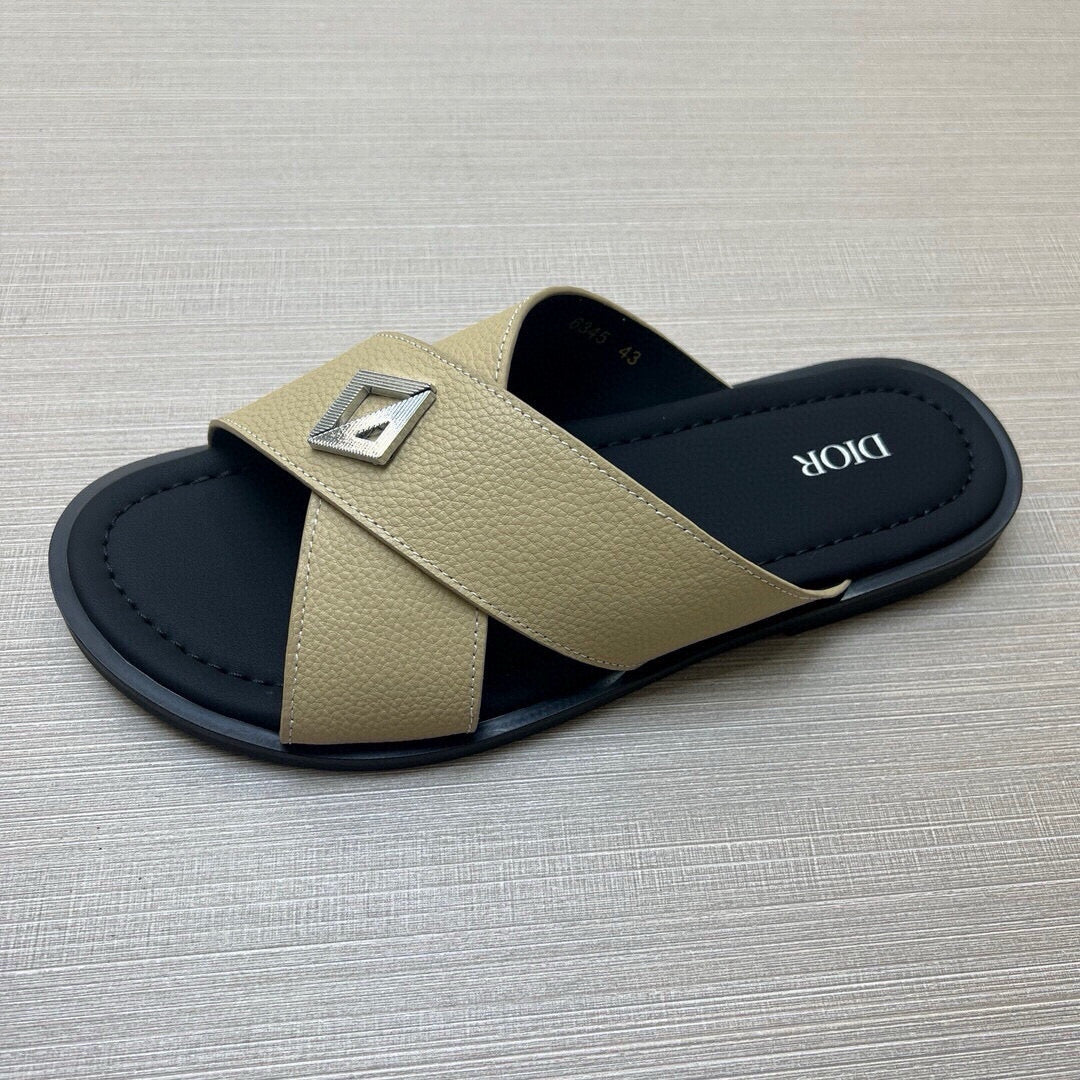 535ZD307ZDE Stylish Slippers