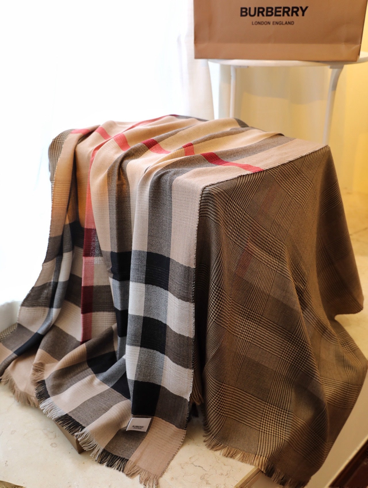 175RR32WDE Stylish Winter Scarves