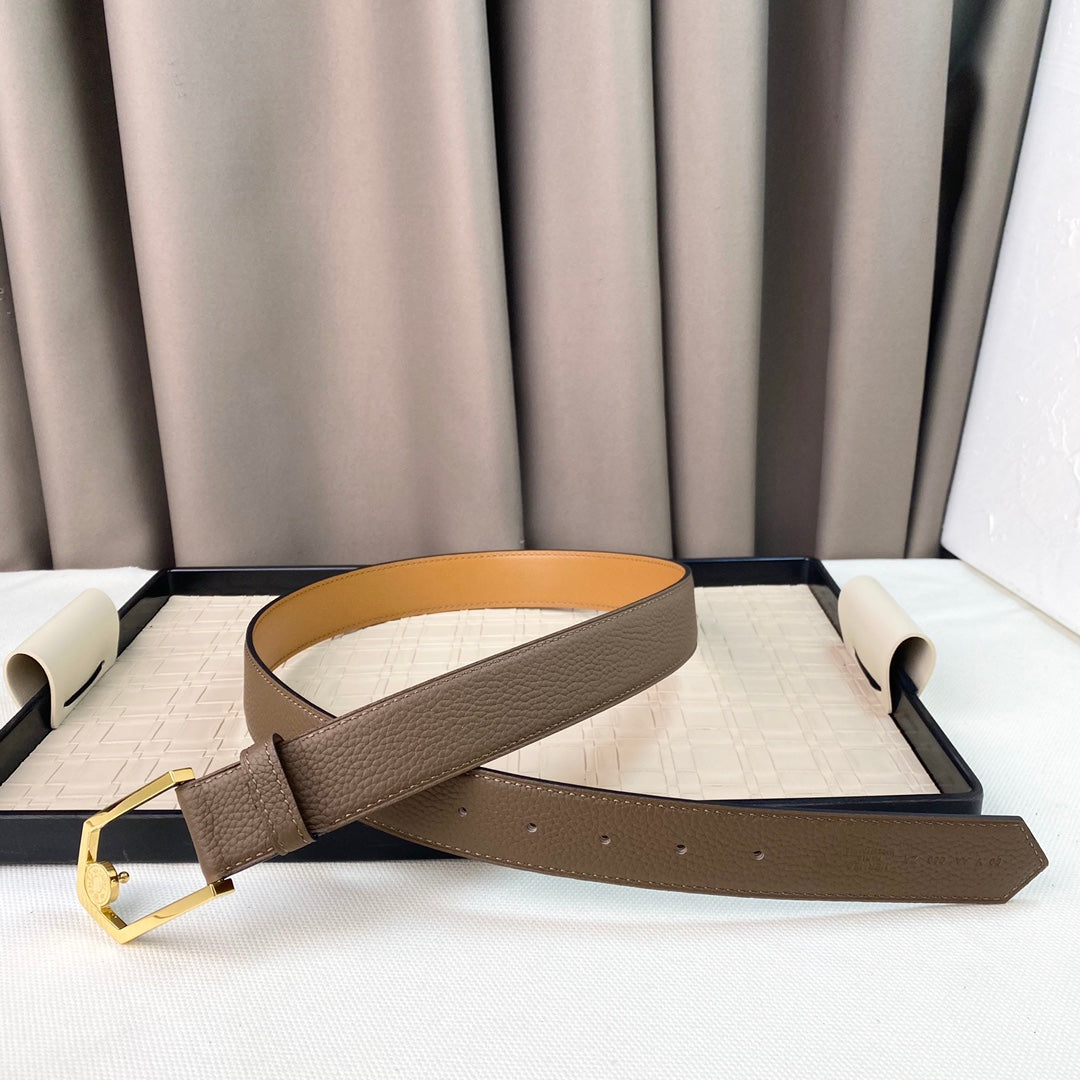 14H107PDE Stylish High quality belt With full package