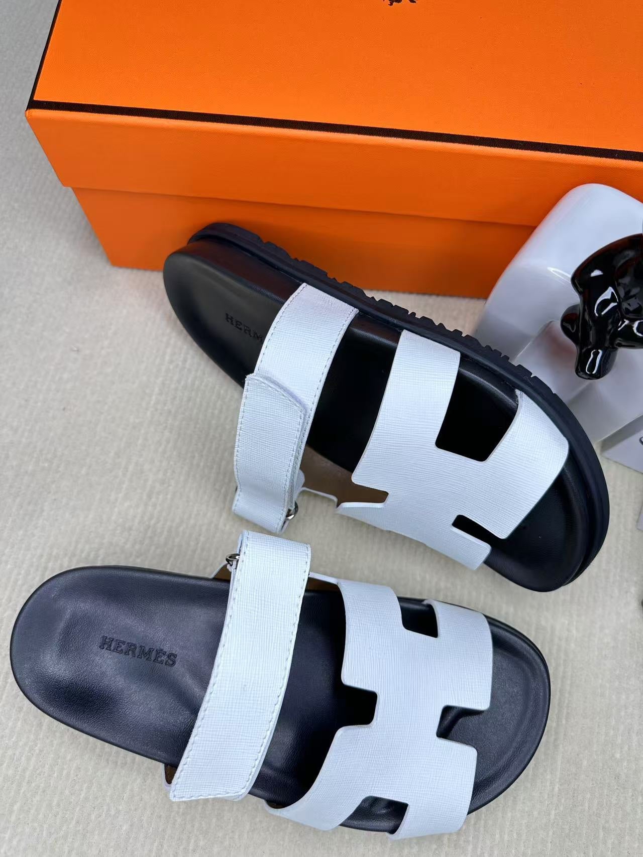 255QH28ZDE Stylish leather shoes