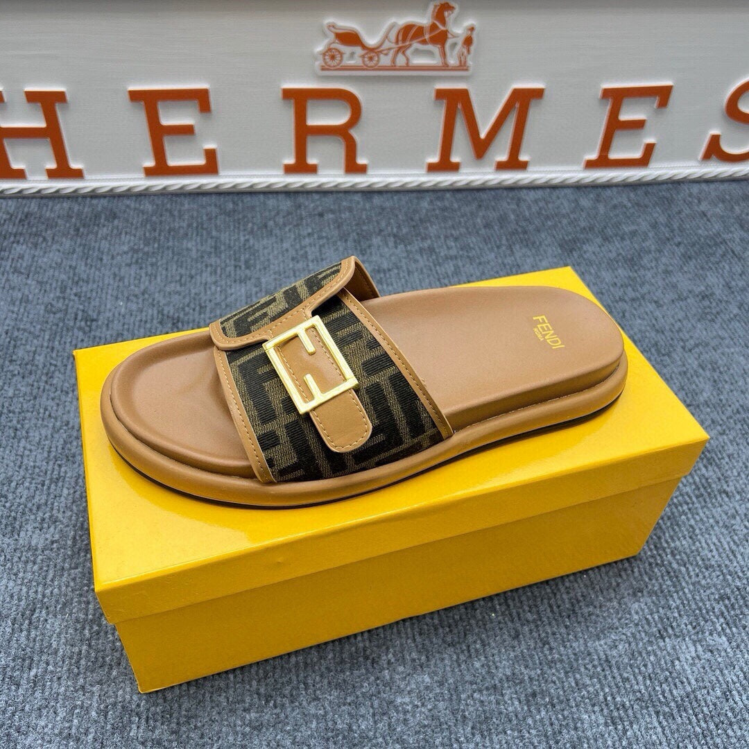 54F37ZDE Stylish slippers