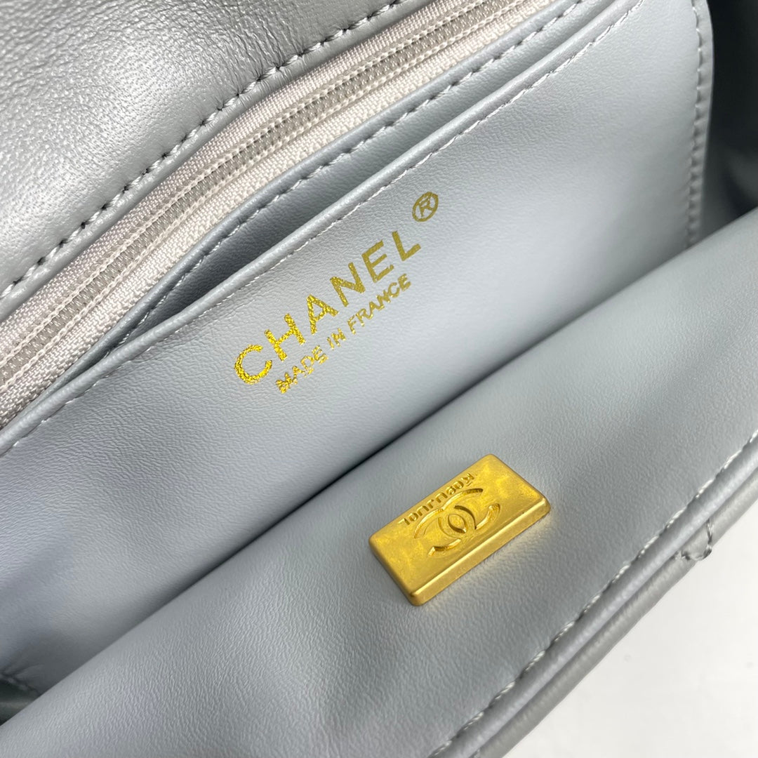 1XC23BDE Stylish leather bag