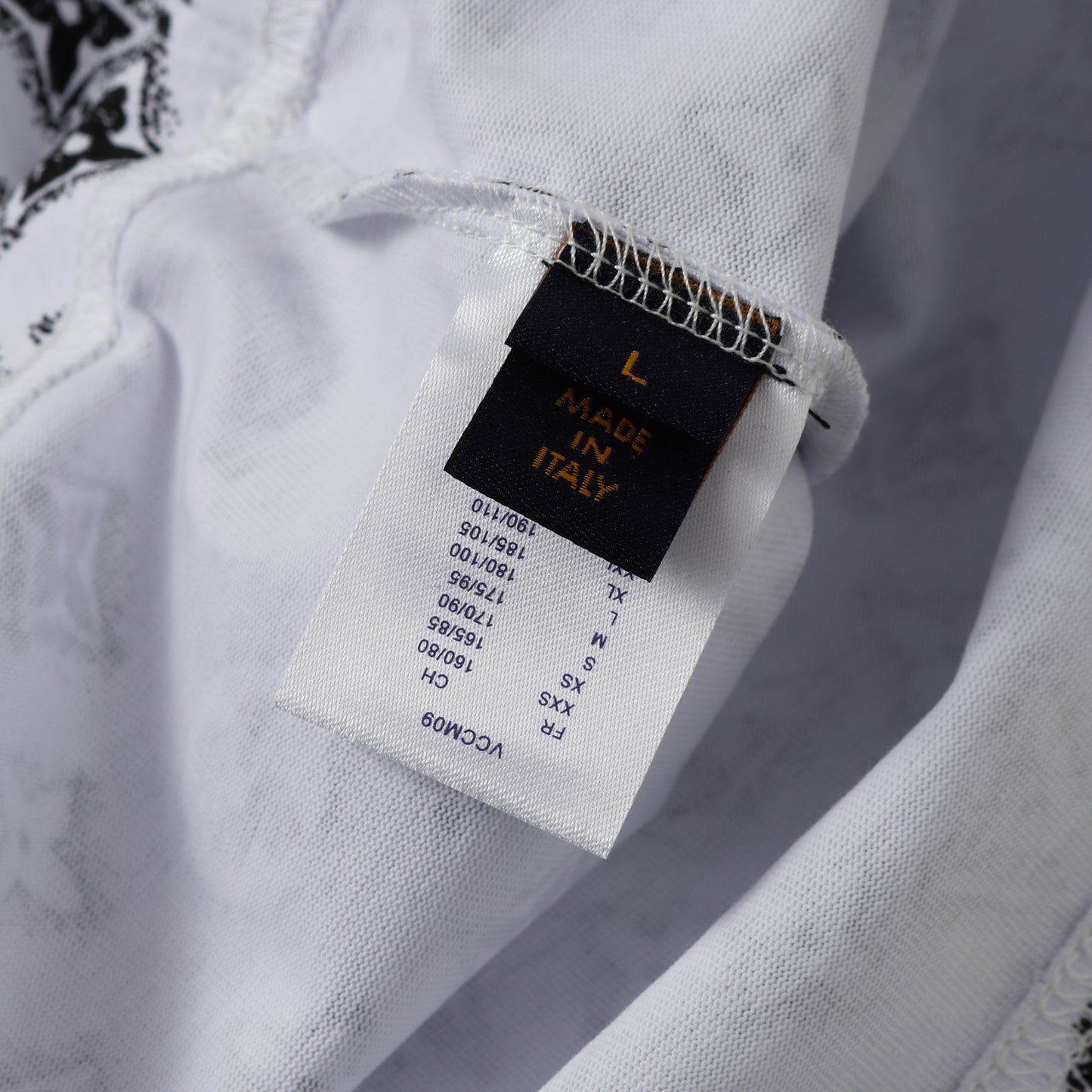 1ZE518UDE Stylish T-shirts