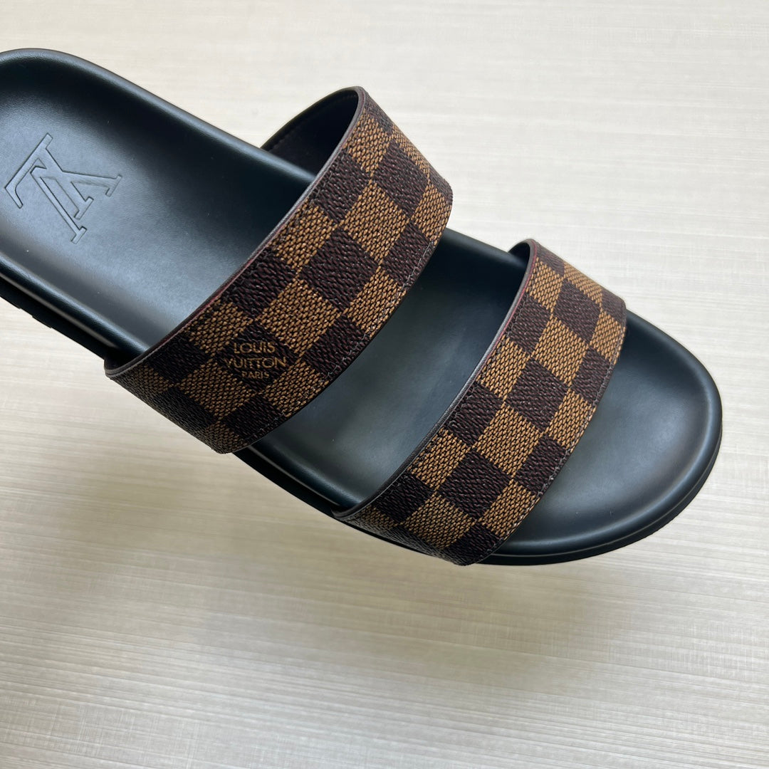 54E60ZDE Stylish slippers