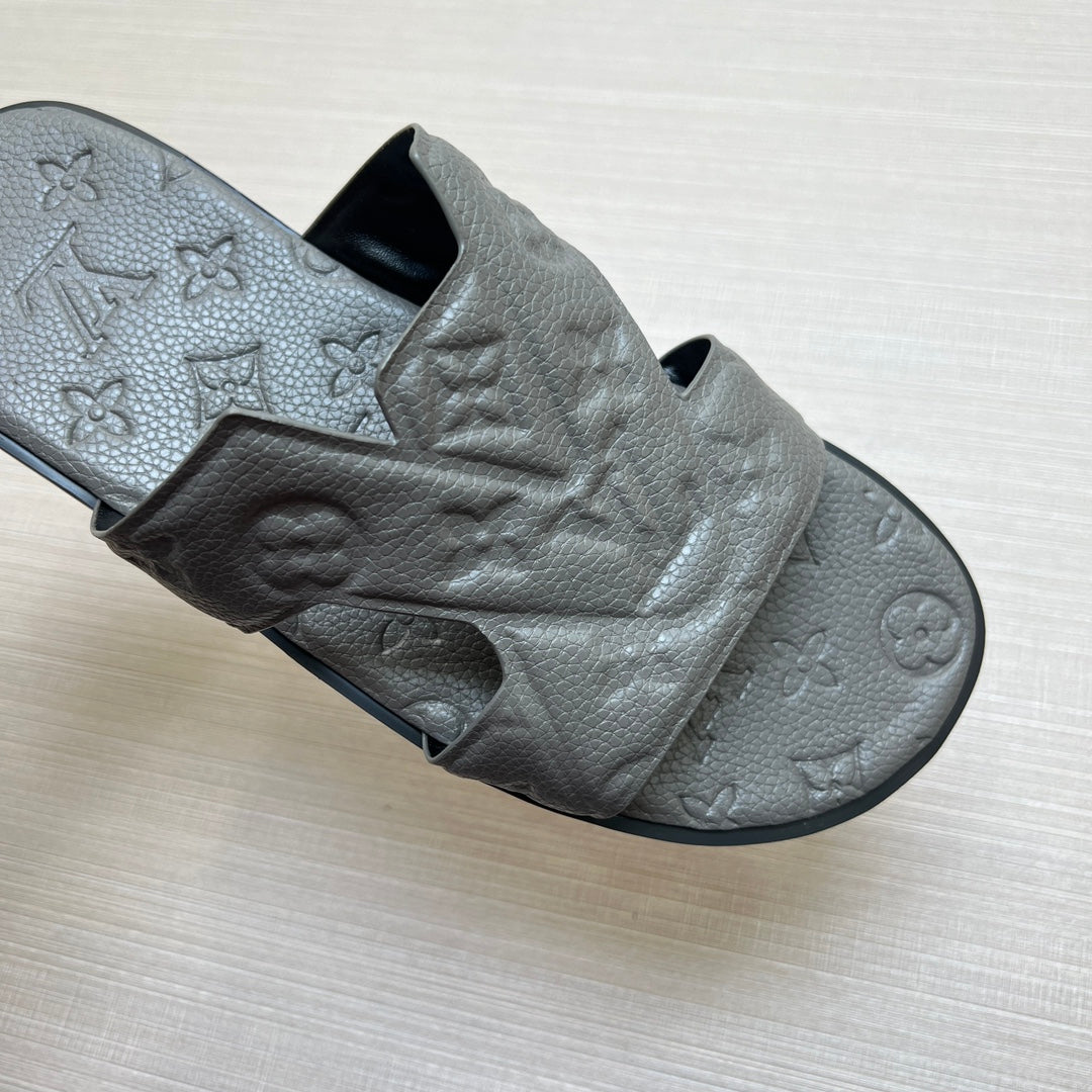 54E34ZDE Stylish slippers