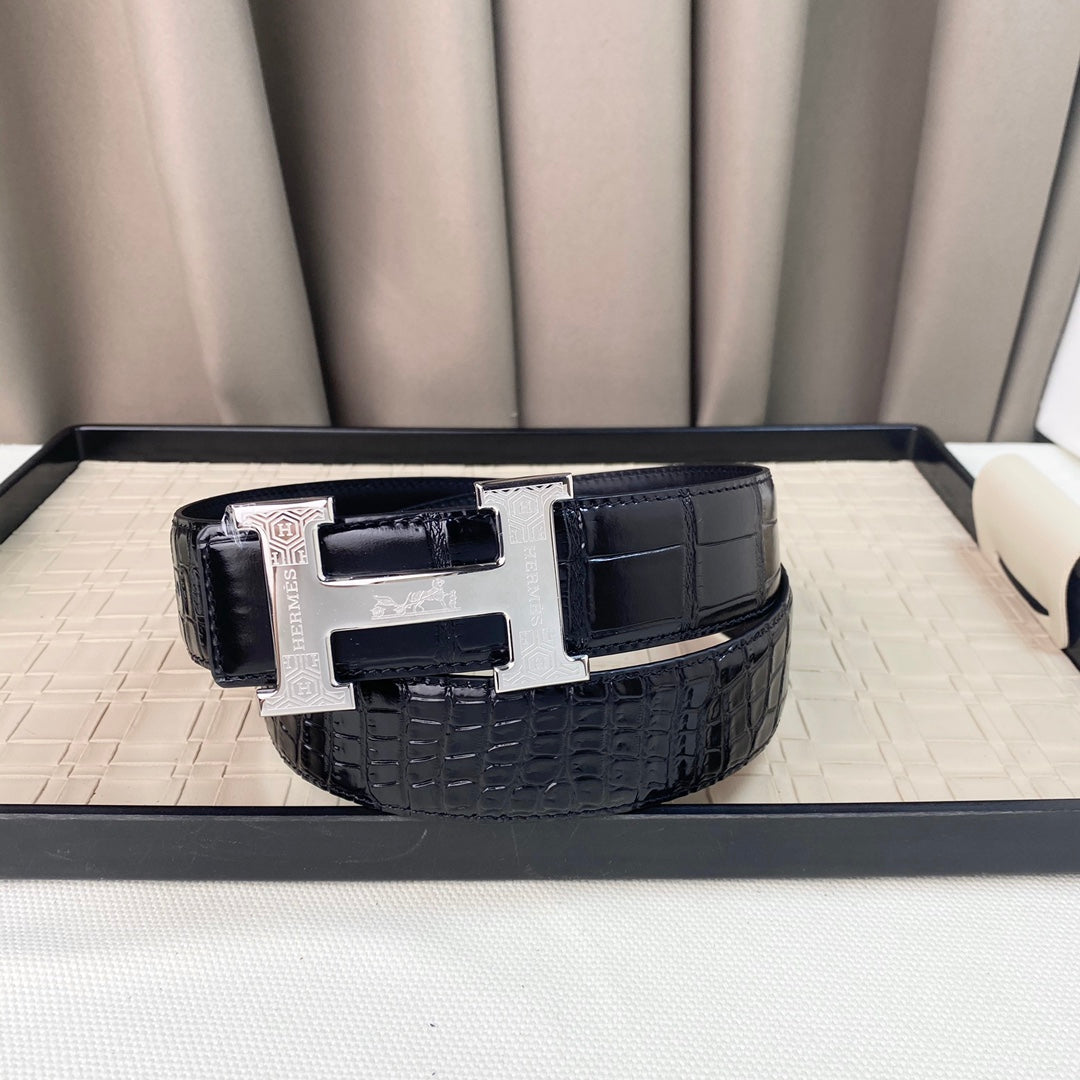 14H114PDE Stylish High quality belt With full package
