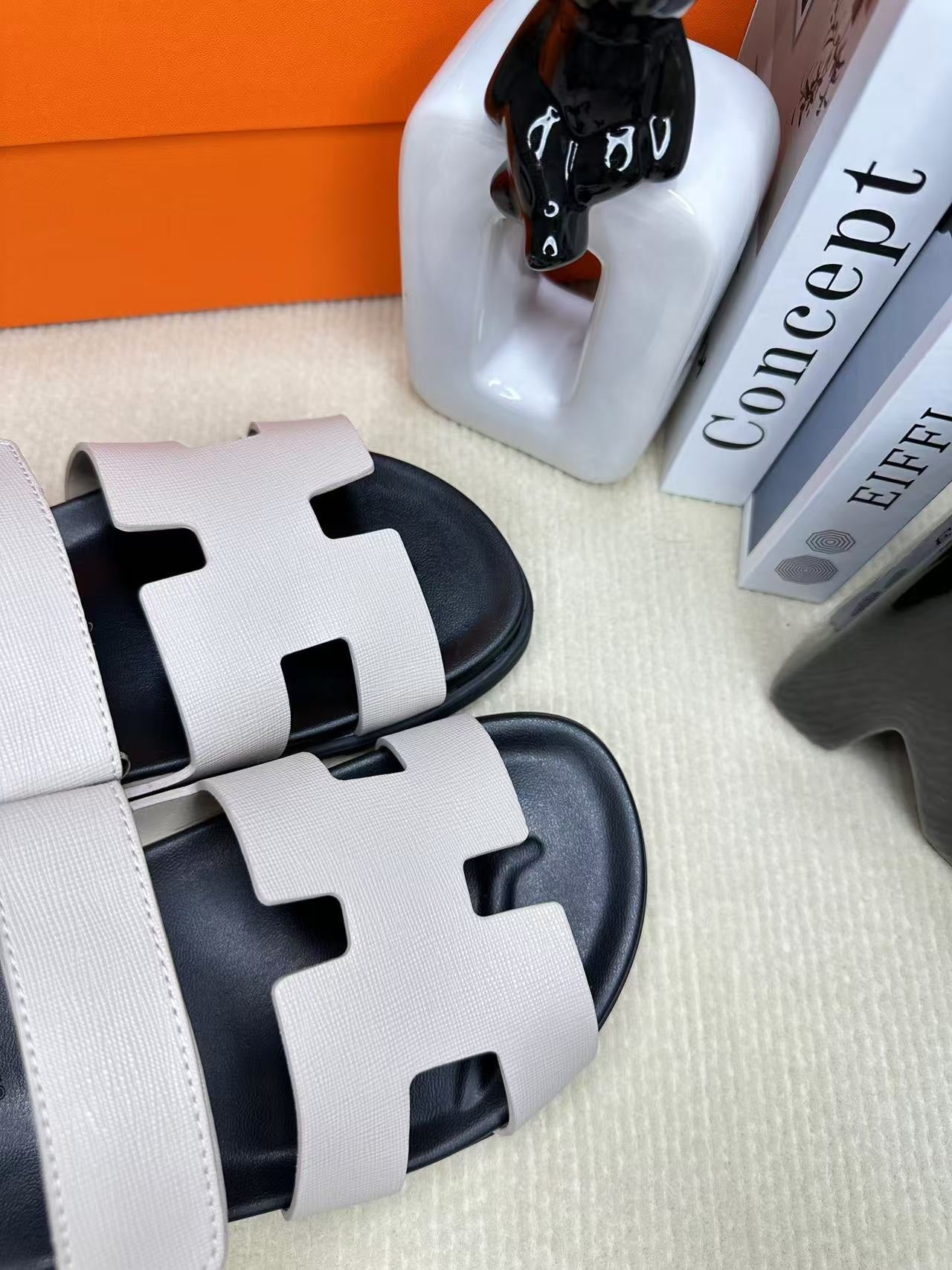 255QH28ZDE Stylish leather shoes