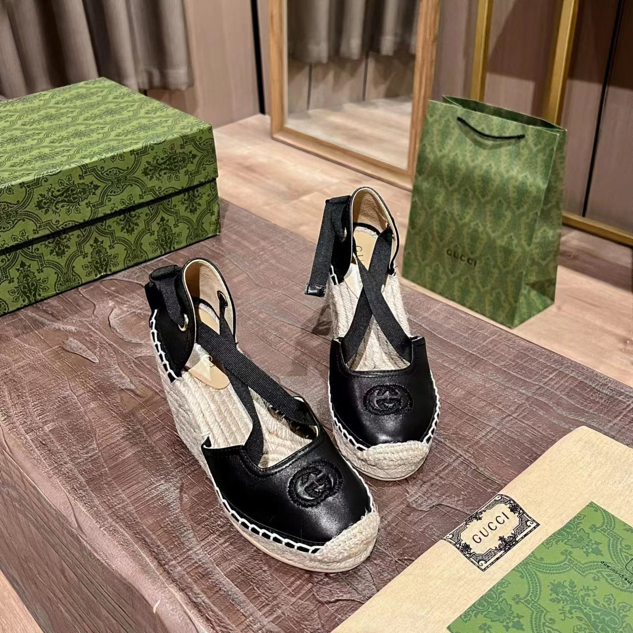 2YB39ZDE Stylish leather High heels
