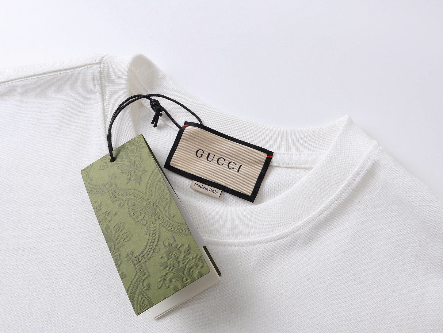 145RB177UDE Stylish T-shirt