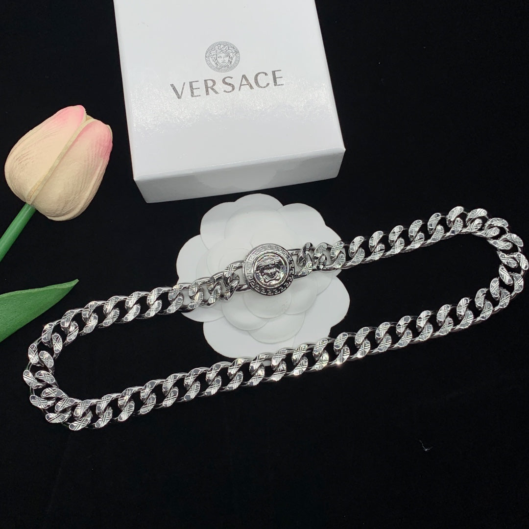 14V118XDE Stylish Necklaces