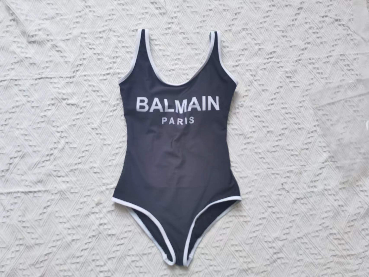 14A157YDE Stylish Bikini swimsuit