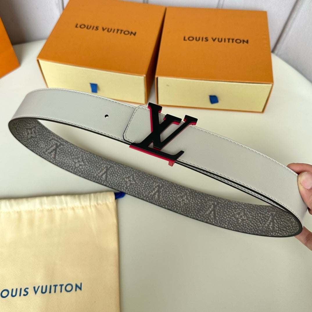 14B11PDE Stylish High quality belt With full package