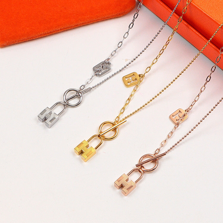 BH2XDE Stylish Necklaces