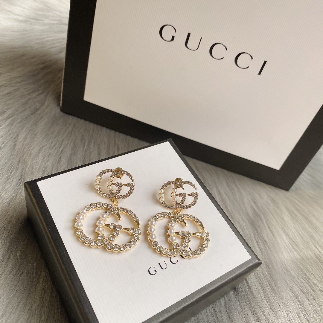 14B1036EDE Stylish Earrings