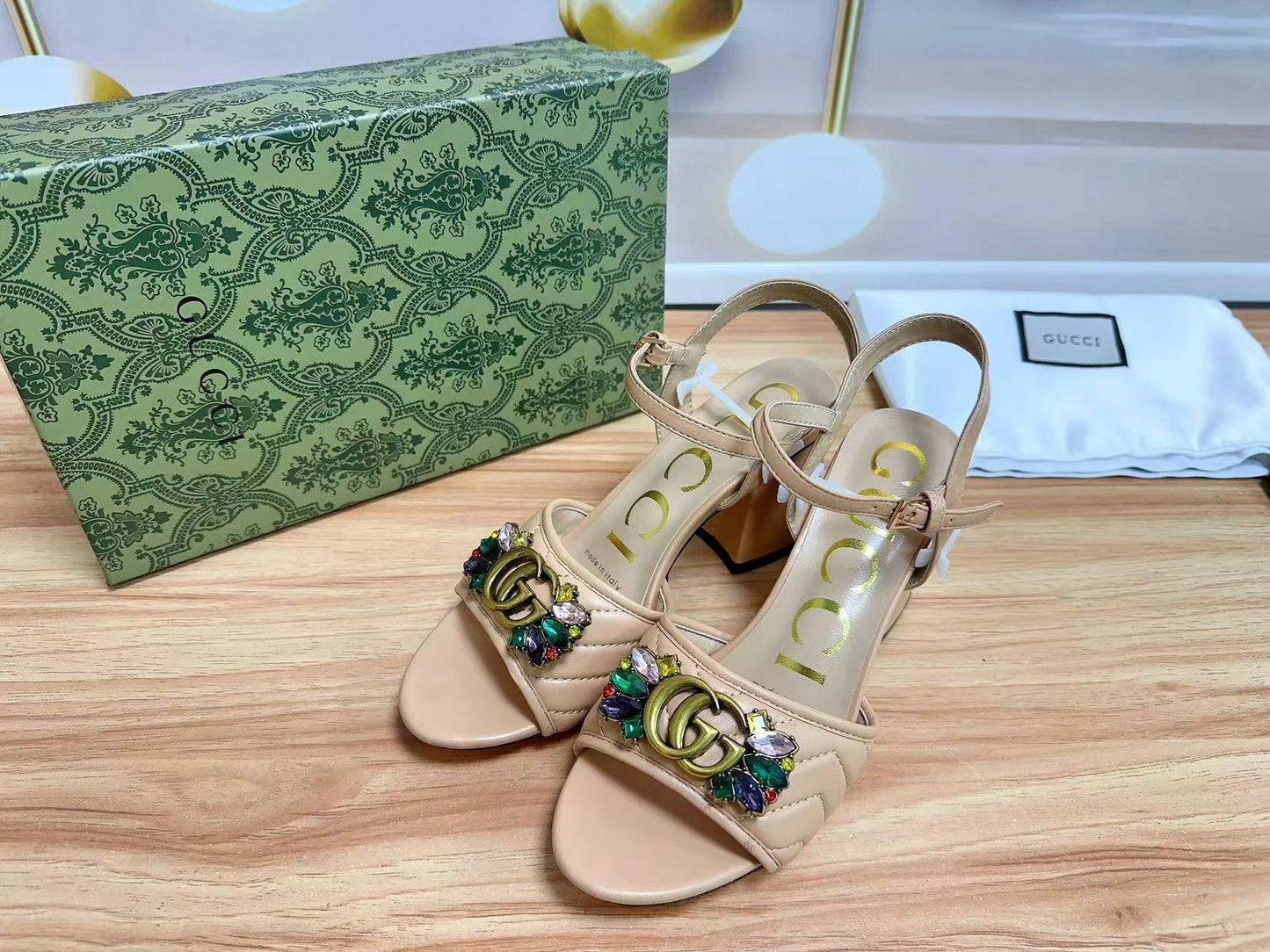 14B183ZDE Stylish High heels Heel height 7cm