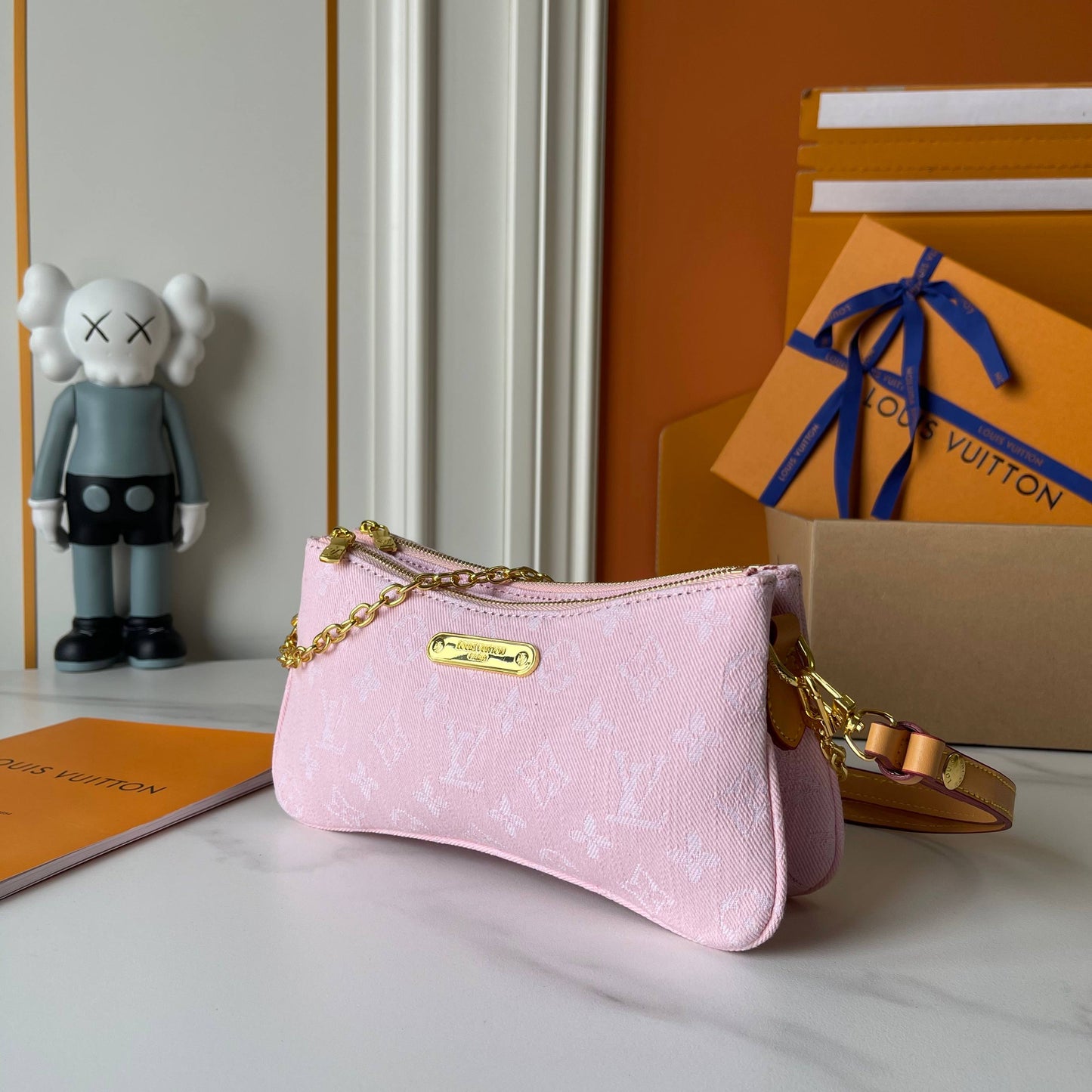 15RE30BDE Stylish bag
