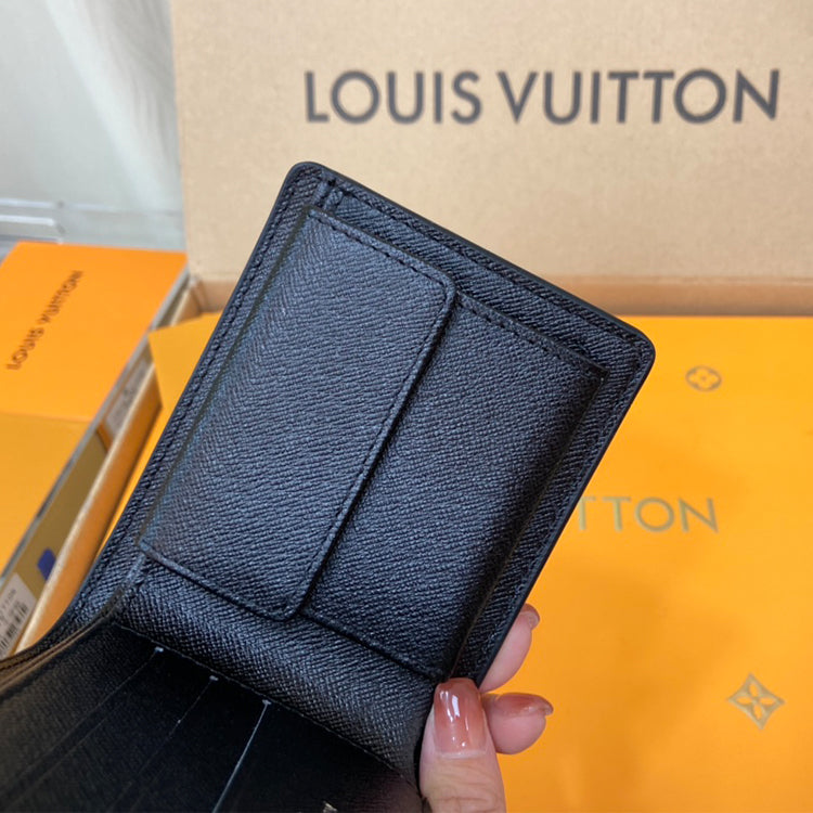 3E06BDE Stylish leather wallets