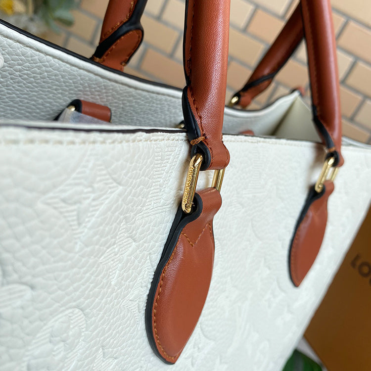 1E12BDE Stylish leather bag