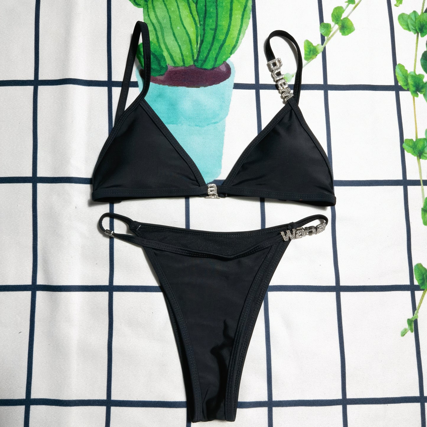 14A35YDE Stylish Bikini swimsuit