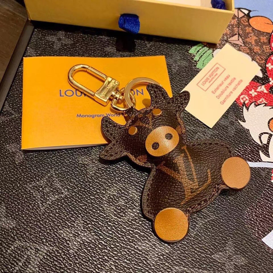 1E4ADE Stylish Keychains