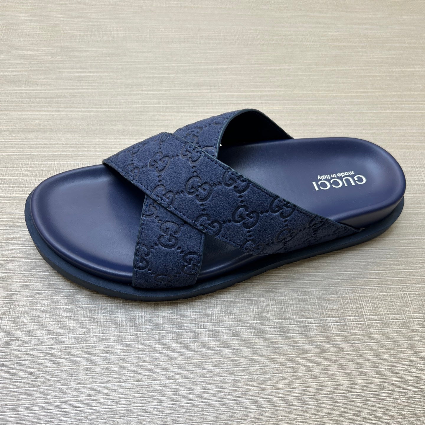 5QB15ZDE Stylish Slippers