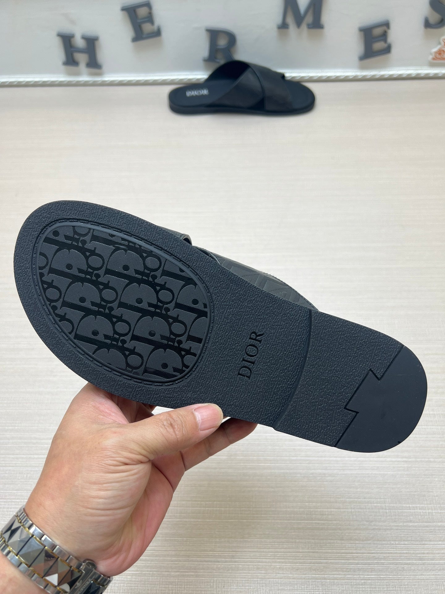 54D78ZDE Stylish slippers