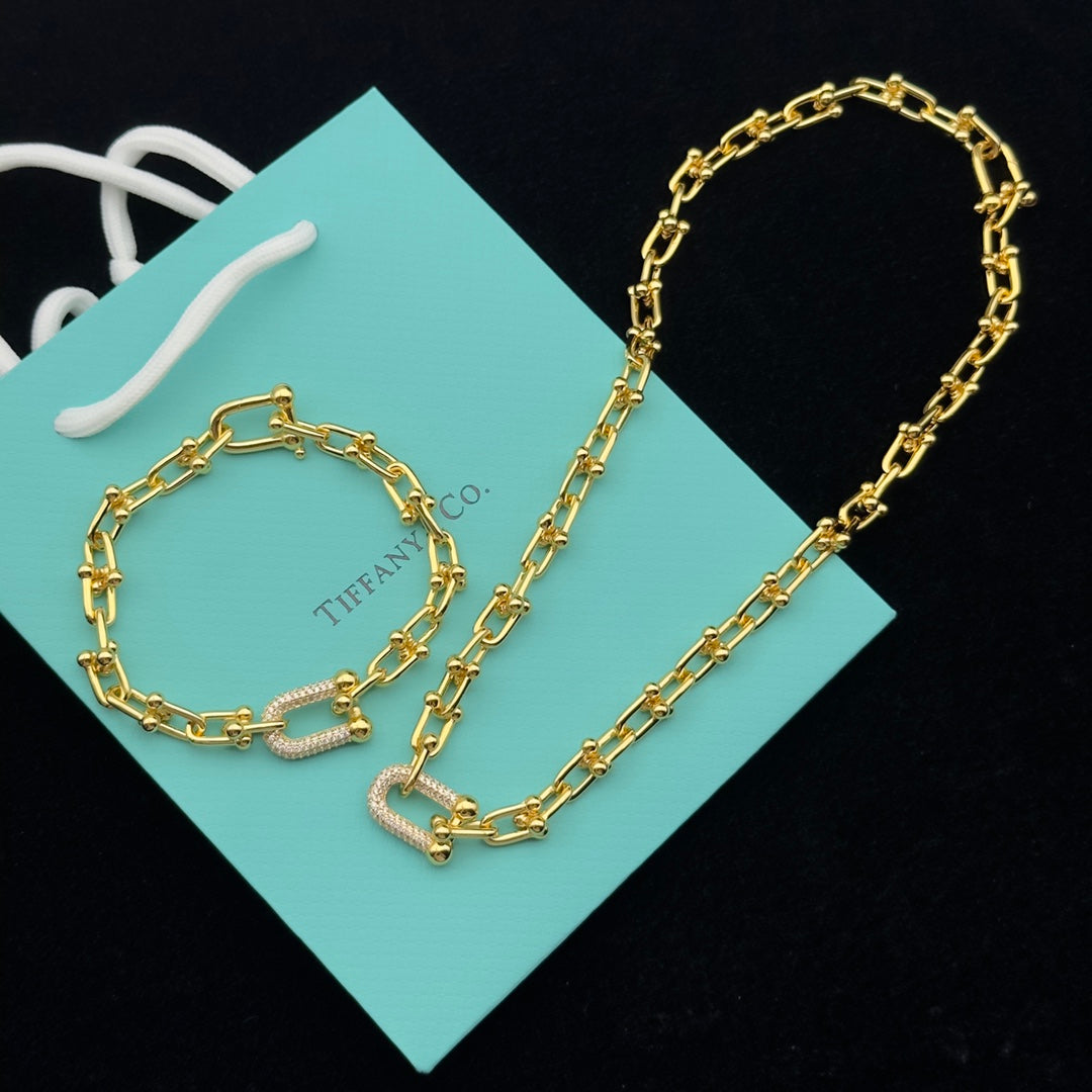 8XT31XDE Stylish Earring Bracelets Necklaces