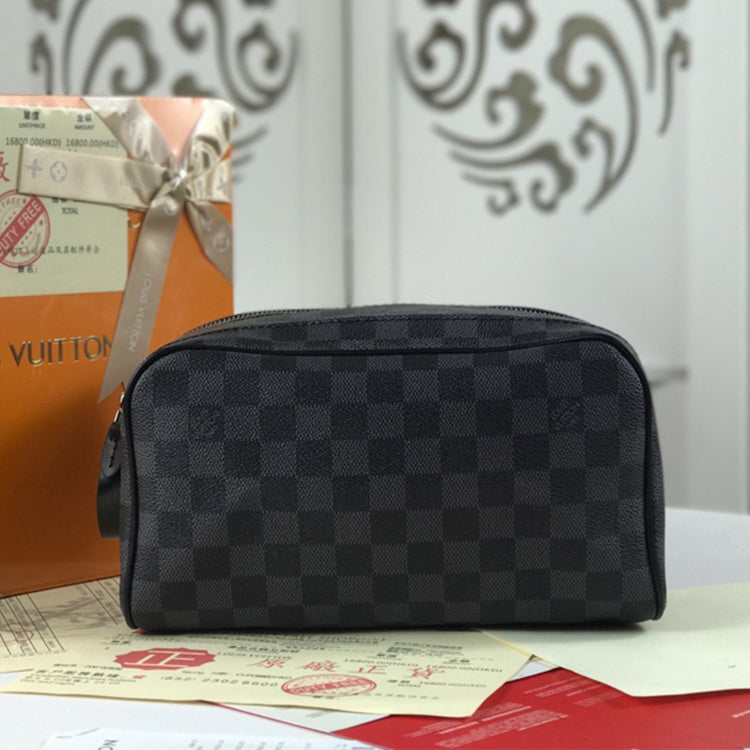 1E870BDE Stylish leather bag