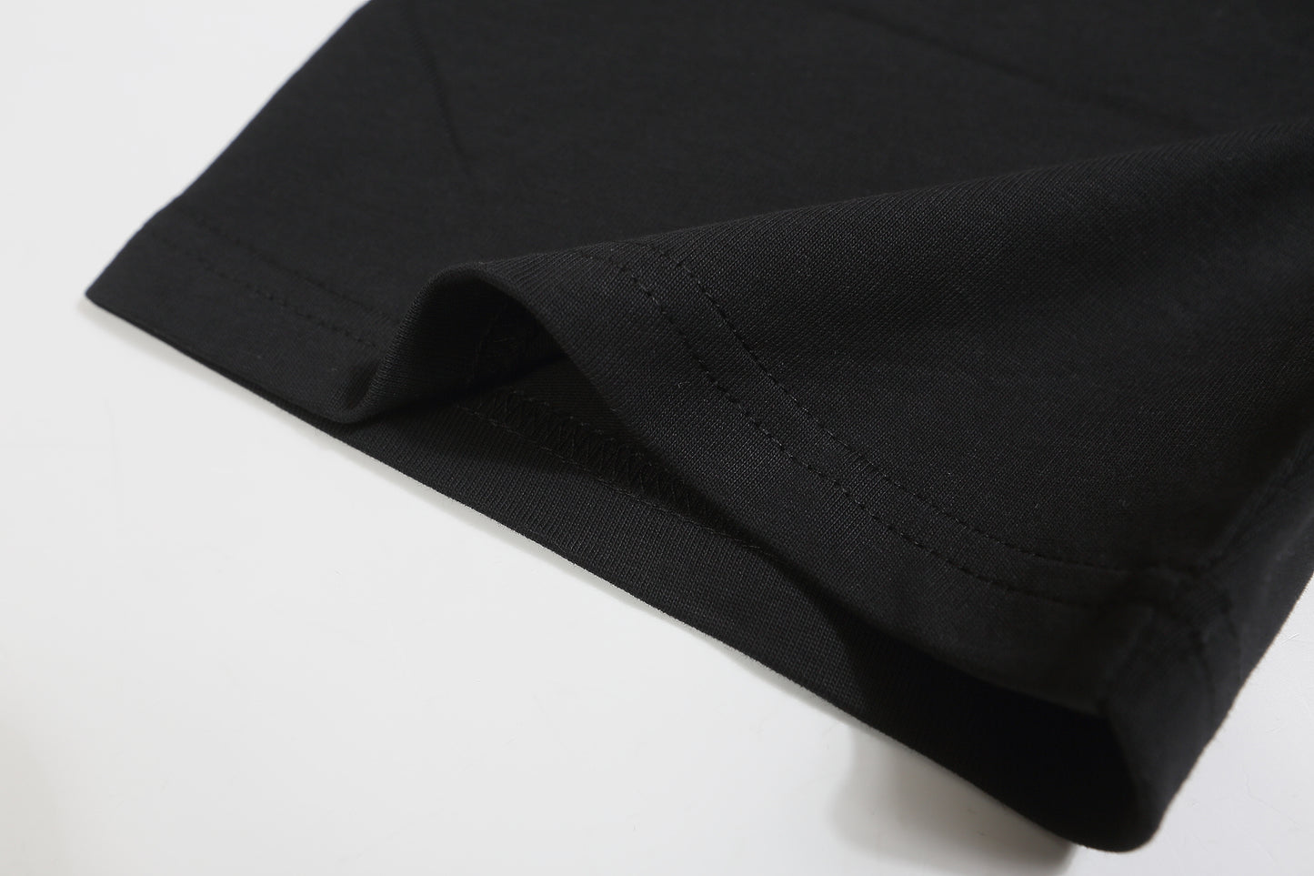 125WP8UDE Stylish T-shirts