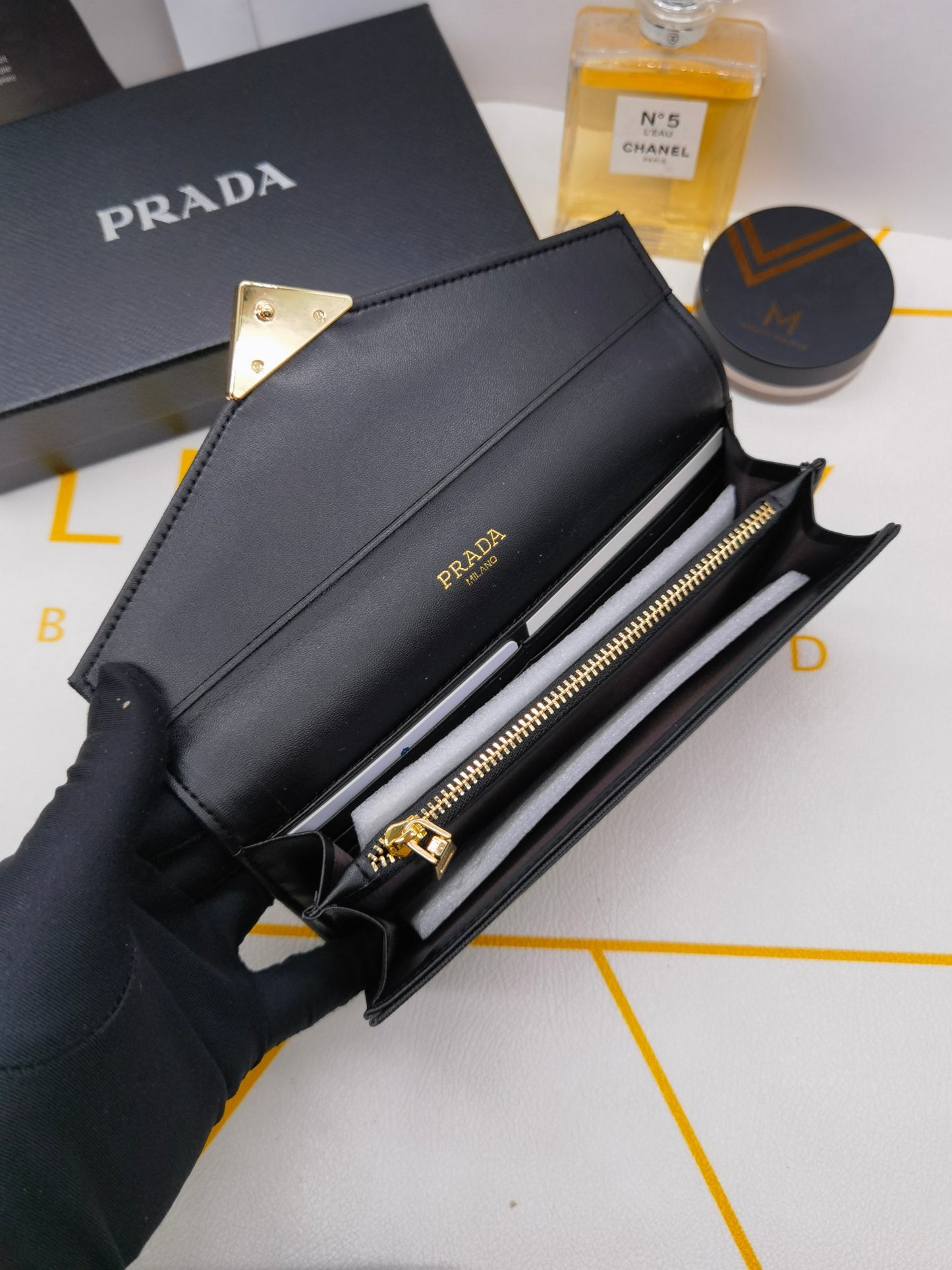 15RP87BDE Stylish leather bag