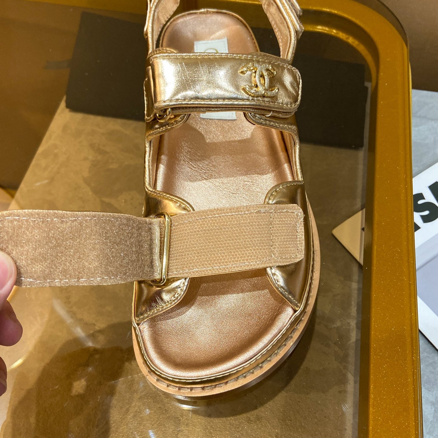 255QC48ZDE Stylish leather shoes