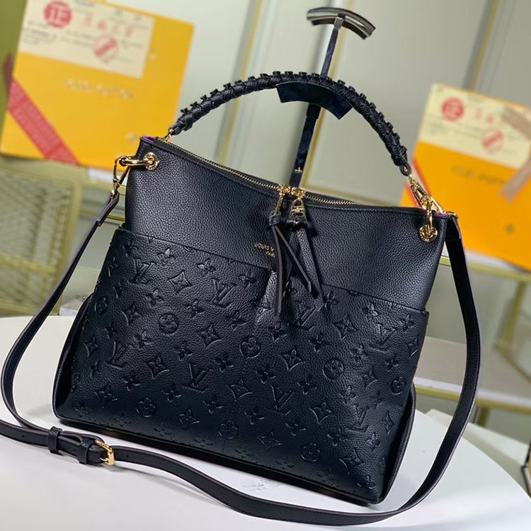 2E70BDE Stylish leather bag
